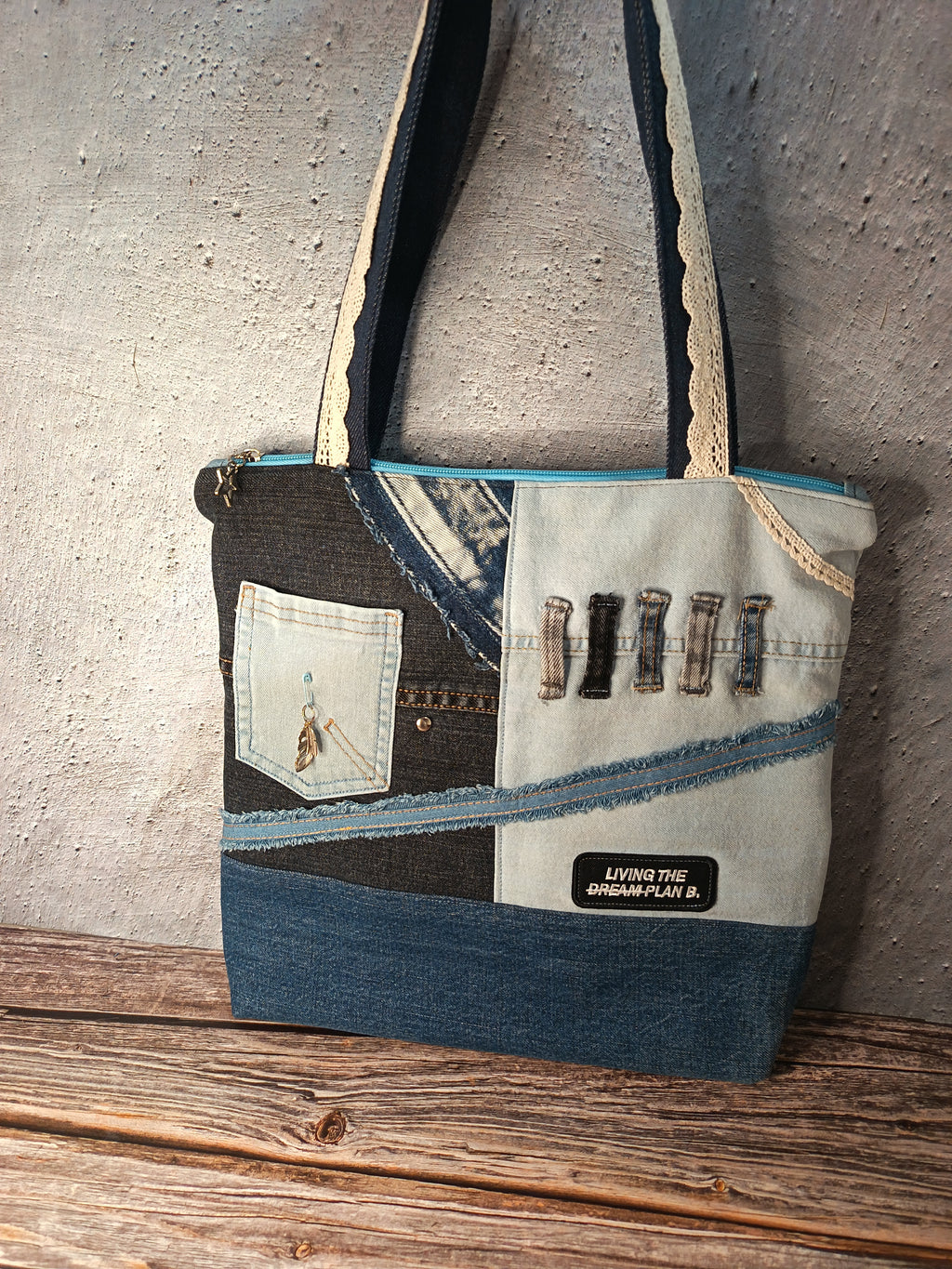 Tote bag denim upcyclé « Living the Dream »