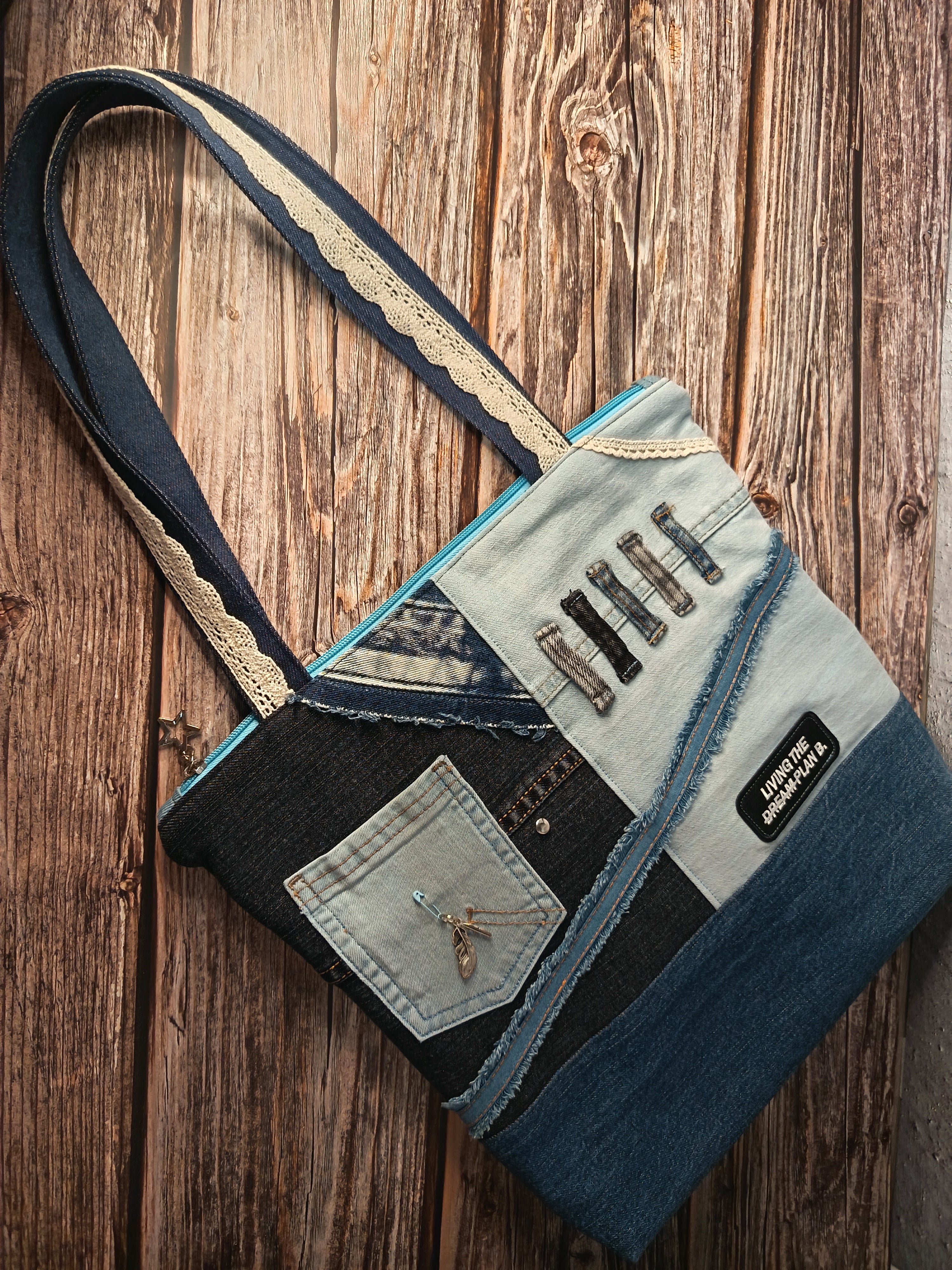 Tote bag denim upcyclé « Living the Dream »