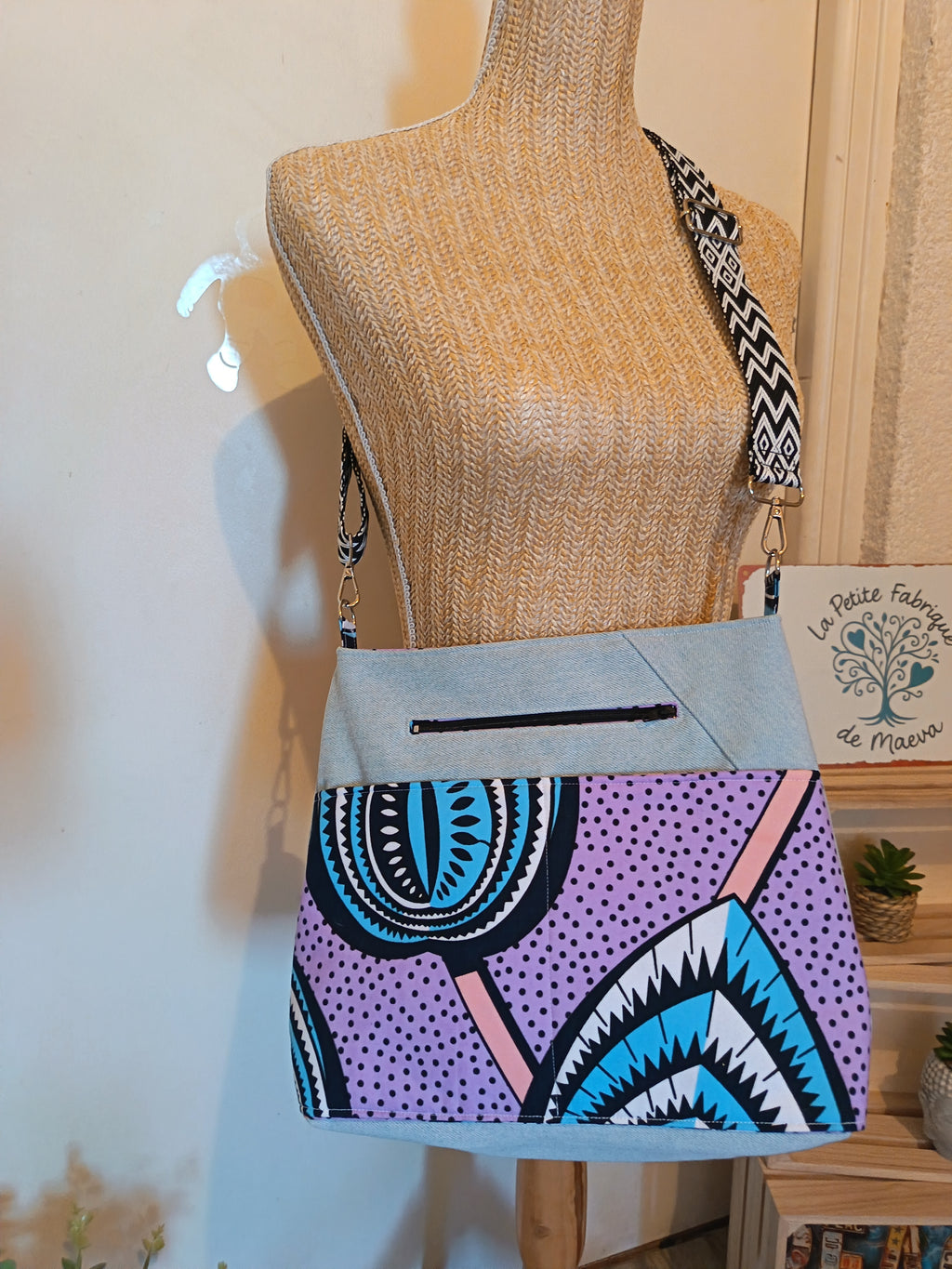 Sac Bandoulière Wax & Jean Recyclé – Hakuna Matata