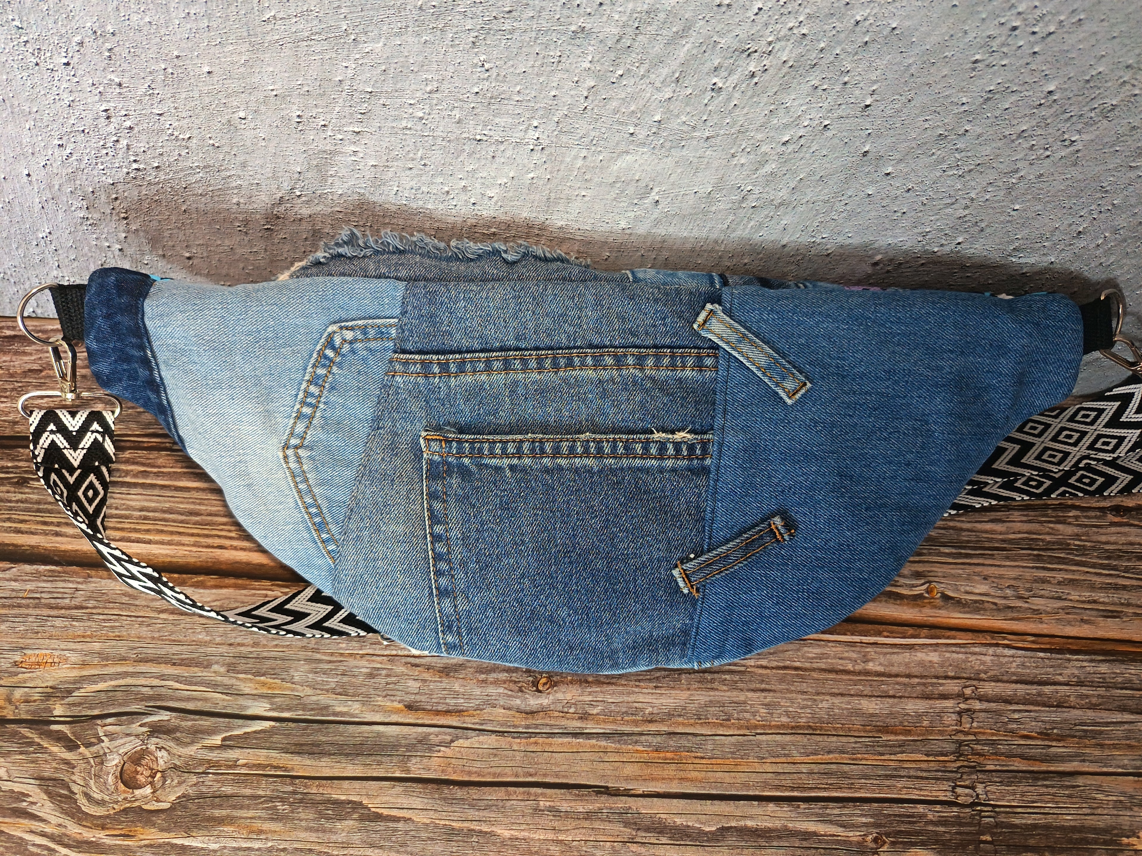 Banane Patchwork Jean Recyclé & Imprimé Wax – Hakuna Matata