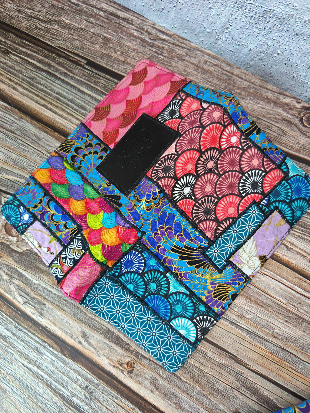 Porte-chéquier Fait Main – Jean Recyclé & Tissu Imprimé