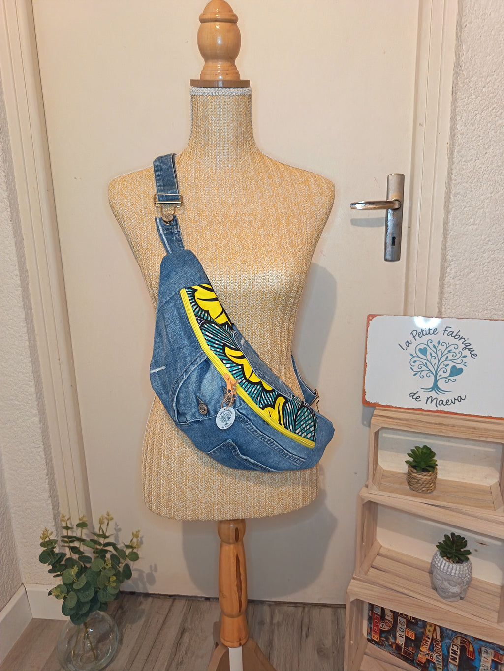 Sac Banane Jean & Tissu Imprimé Wax Jaune et Turquoise